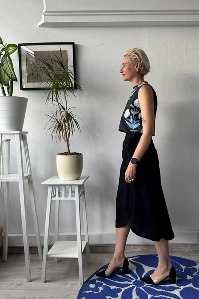 Light cotton cropped top