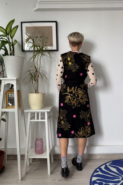 One of a kind Size M A line V neck Button up dress in Linen Blend and Handprinted original designs in Gold and Pink