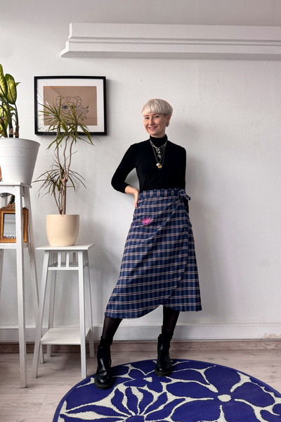 Handprinted One of a Kind Wrap A line MIDI skirt with Pocket Detail. Size M