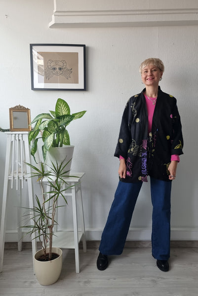 One of a Kind Oversized Zero Waste Doublesided Hanten Jacket in Hand Printed patterned Black fabric leftovers and Black Linen Blend Fabric in size S/M