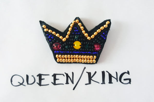 Unisex pin "Crown"