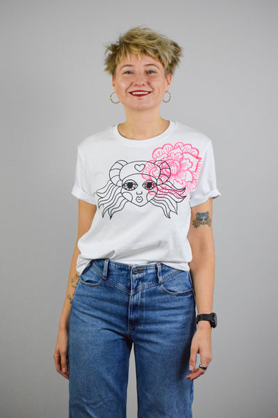 White Organic Cotton Unisex T shirt eith Handprinted Black and Magenta Pink Print "Heroine" Lāčplēsene and Flower