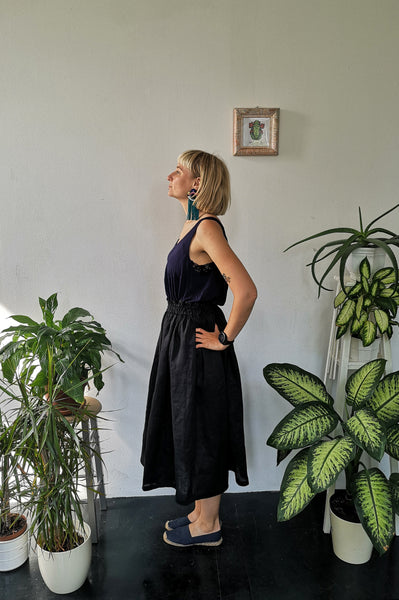 Wonderful, Feminine and Super Versetile Minimalist lifestyle Black Midi Linen Skirt!