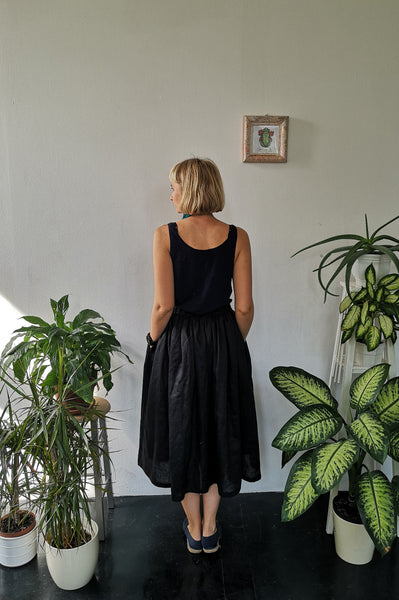 Wonderful, Feminine and Super Versetile Minimalist lifestyle Black Midi Linen Skirt!