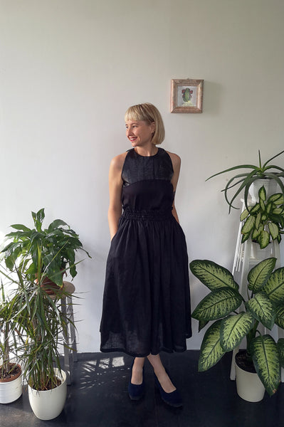 Wonderful, Feminine and Super Versetile Minimalist lifestyle Black Midi Linen Skirt!