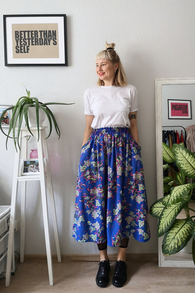 Colorful, Bright Patterned Print One Size Fits All Wide Blue Skirt with Pockets - A Minimalist Dream