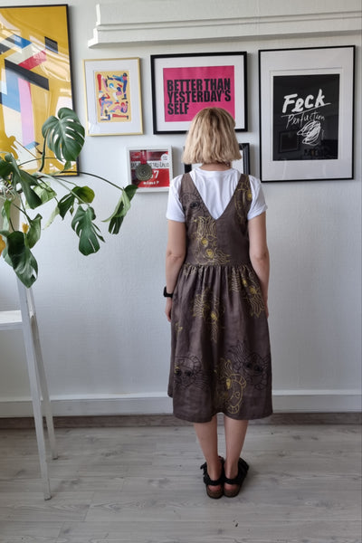 One Of a Kind Size M Handprinted Heroine Light Brown and Golden Linen Blend Party Dress