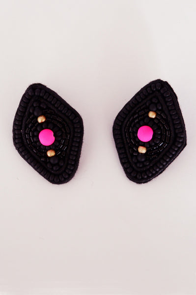 Black rhombus earrings